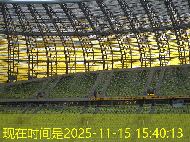 cenas pessoas jogando no cassino